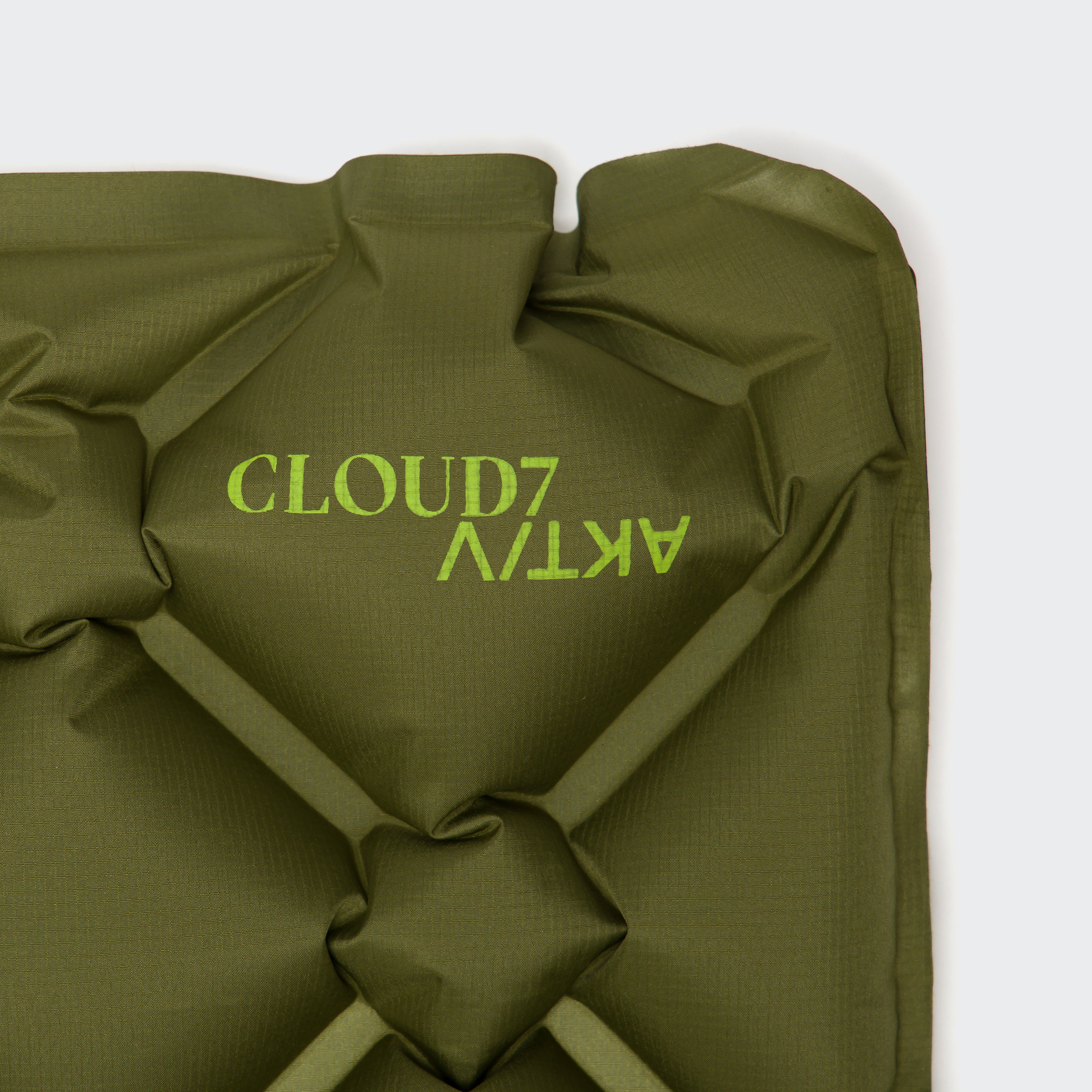 Cloud7: AKTIV Dog Travel Air Mat, Khaki