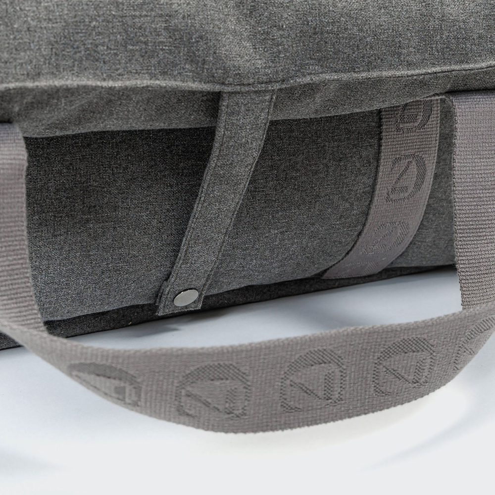 Cloud7: Portable Dog Car Seat Getaway Light Graphite