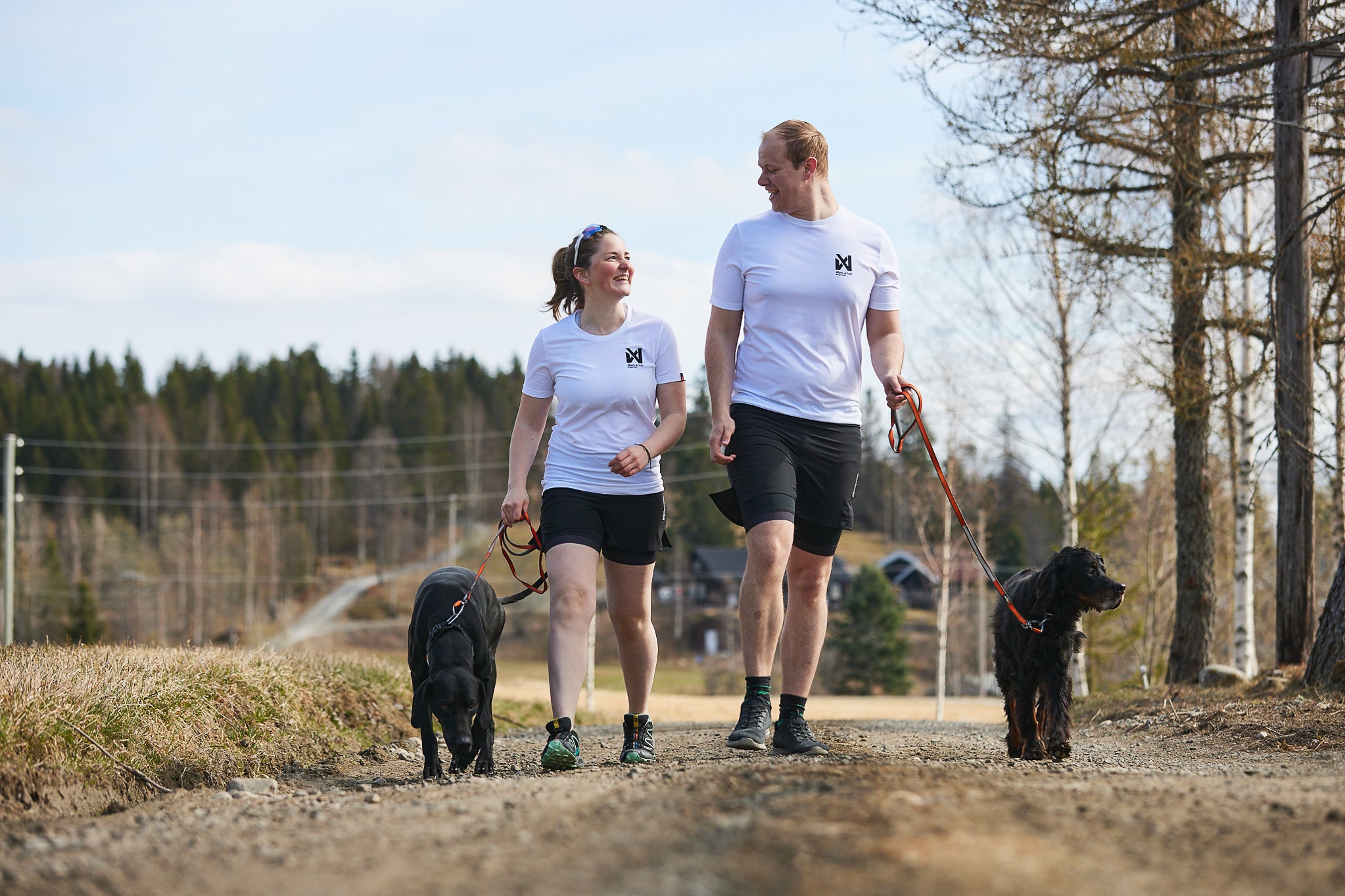 Non-Stop Dog Wear: Move Leash