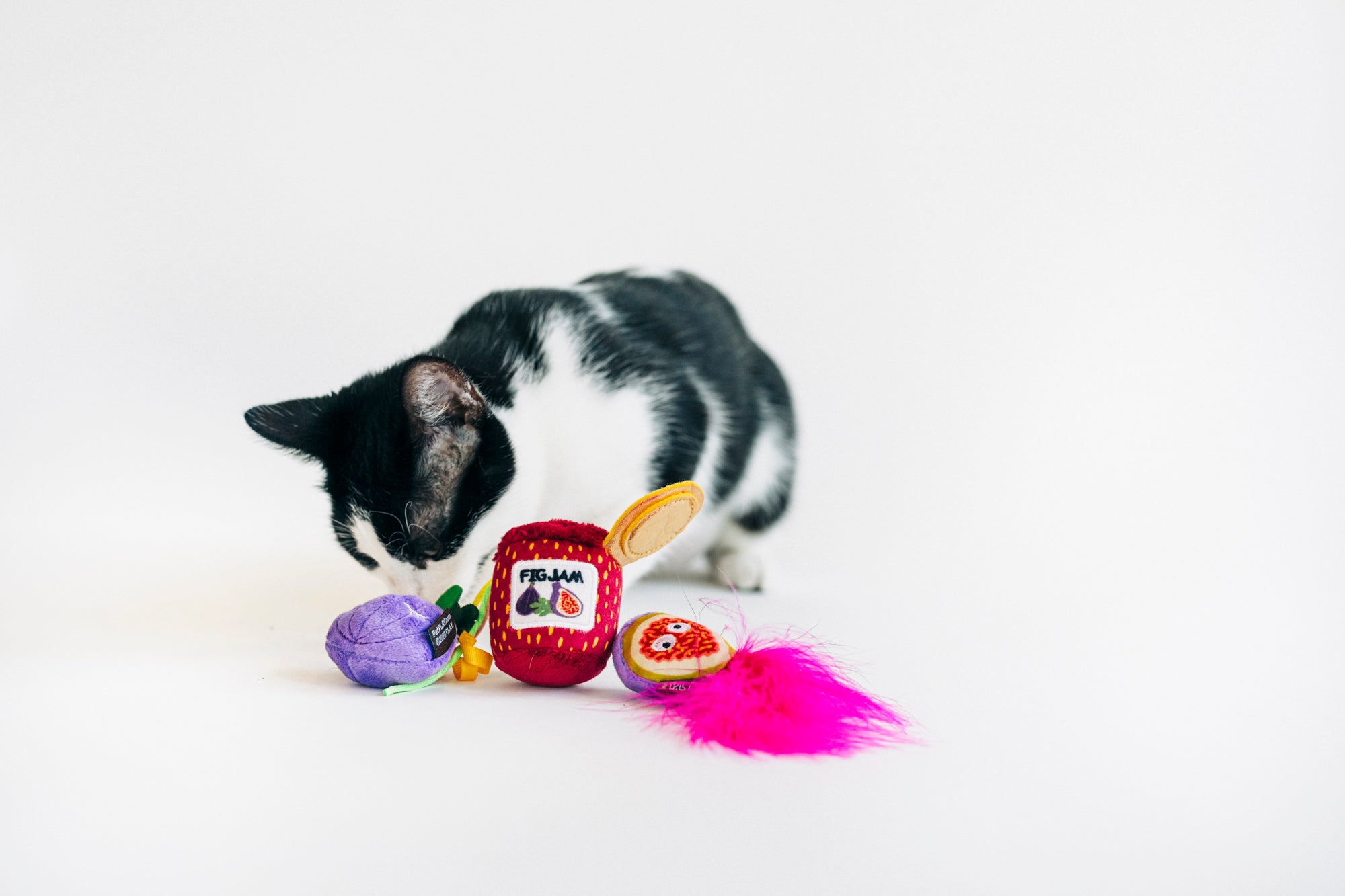 P.L.A.Y. Feline Frenzy, Catnip Toy set: Fig N' Whiskers