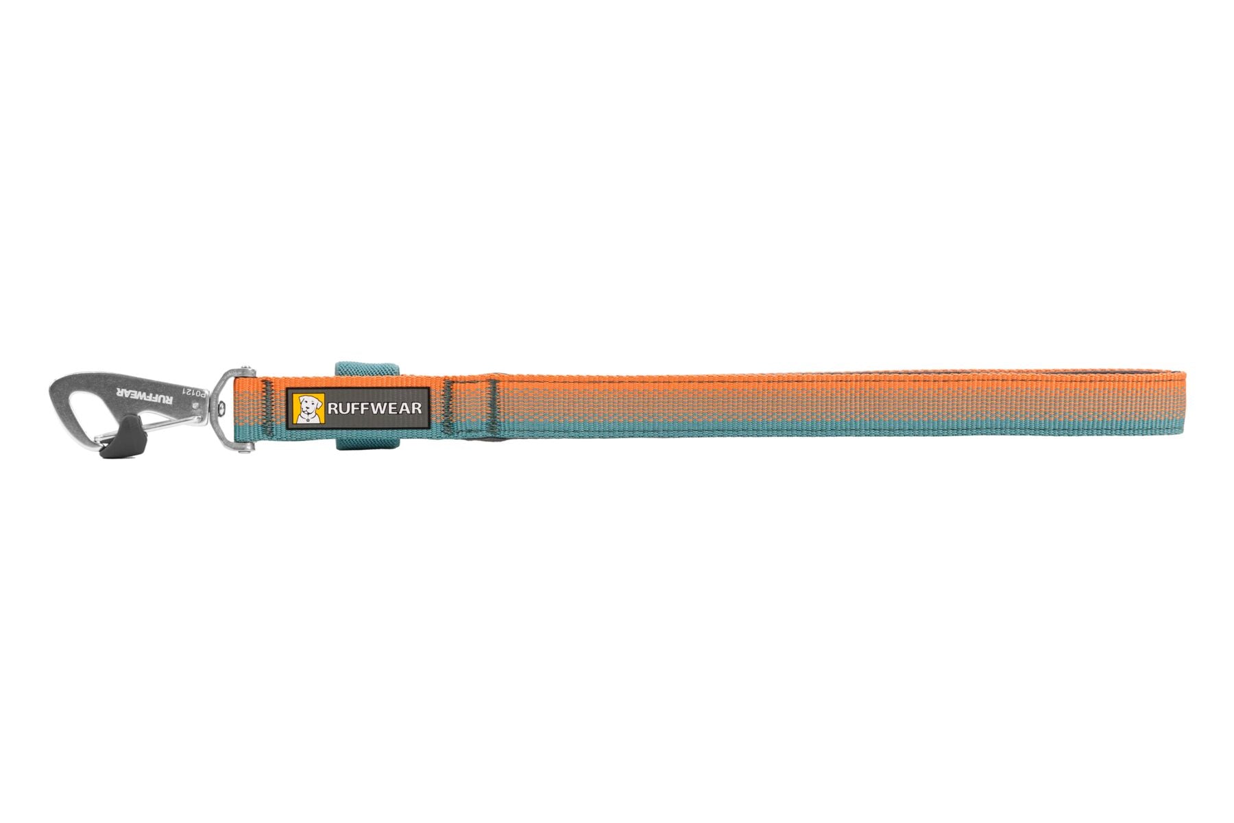 Ruffwear Front Range Short Lead in 15-inch length featuring a lockable Crux Clip and padded handle for close dog control.