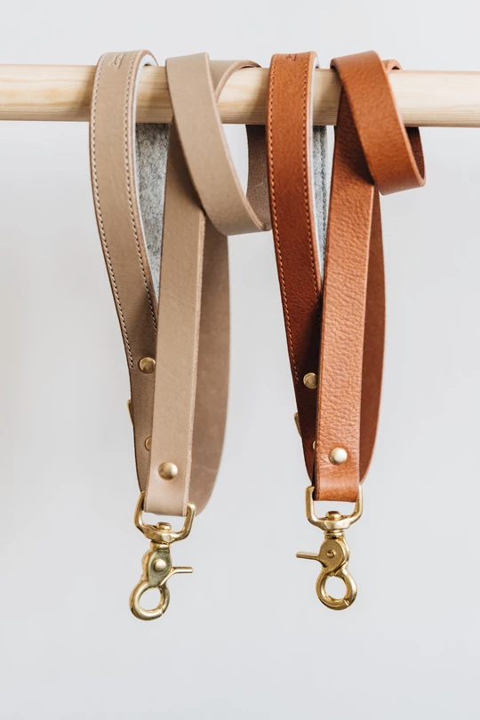 Band&Roll Hitch Leather Dog Leash Latte Brown Green Tan Black