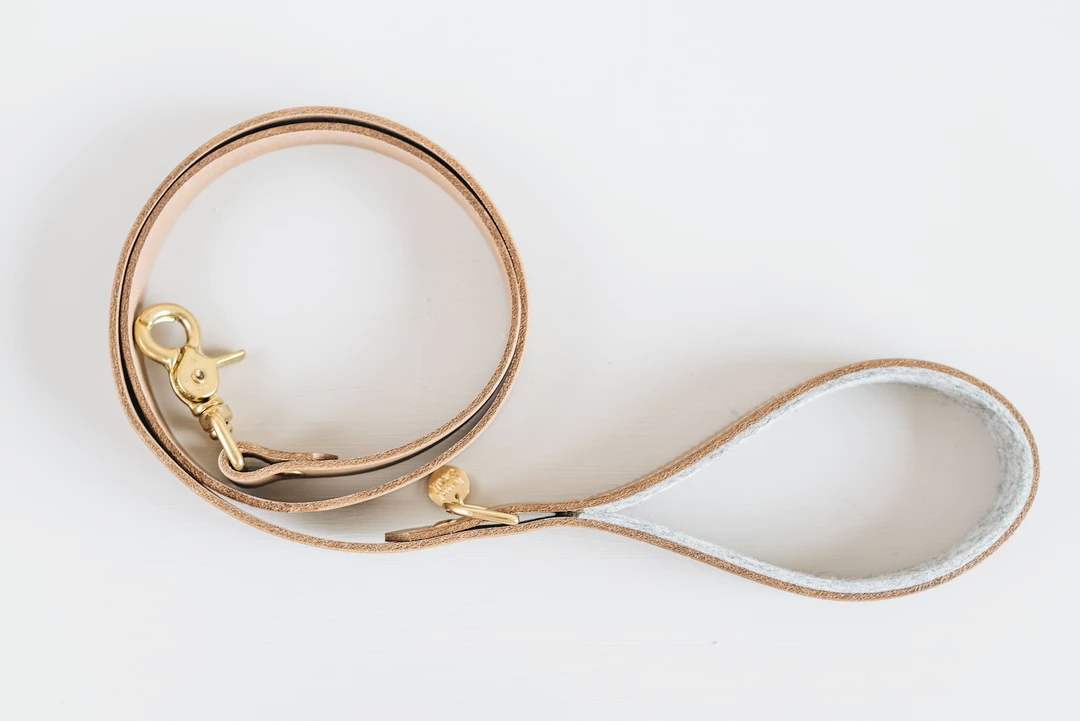 Band&Roll Hitch Leather Dog Leash Latte Brown Green Tan Black