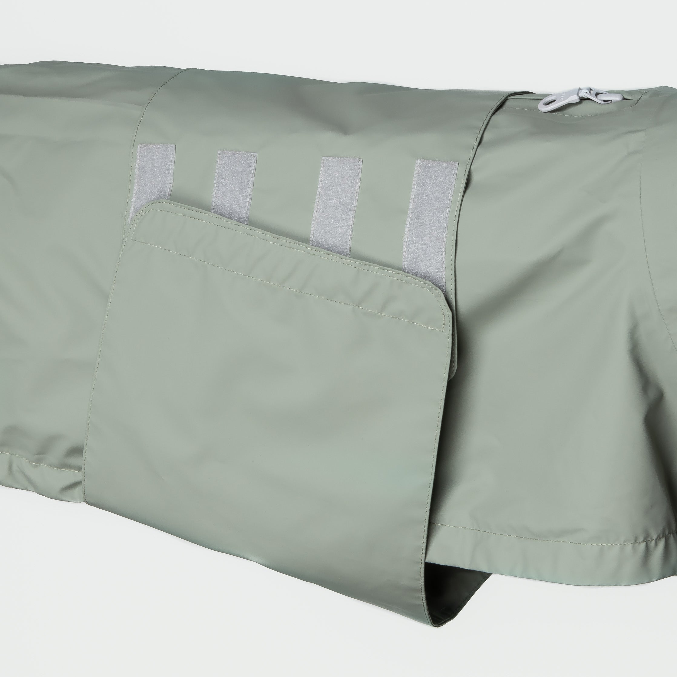 Cloud7 Dog Raincoat Hamburg Thyme Green