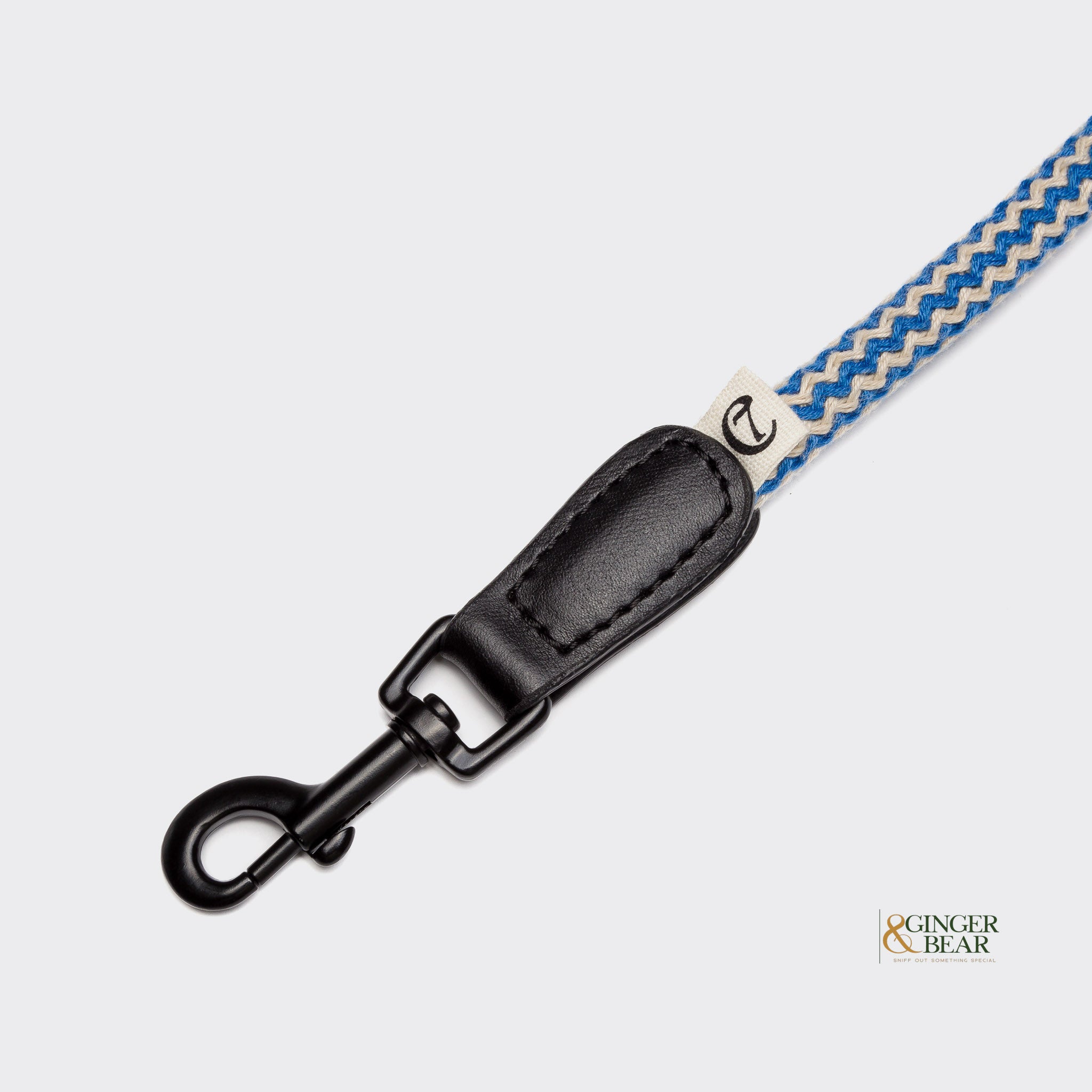 Cloud7: Mauerpark Park Vegan Dog Leash, zigzag Blue