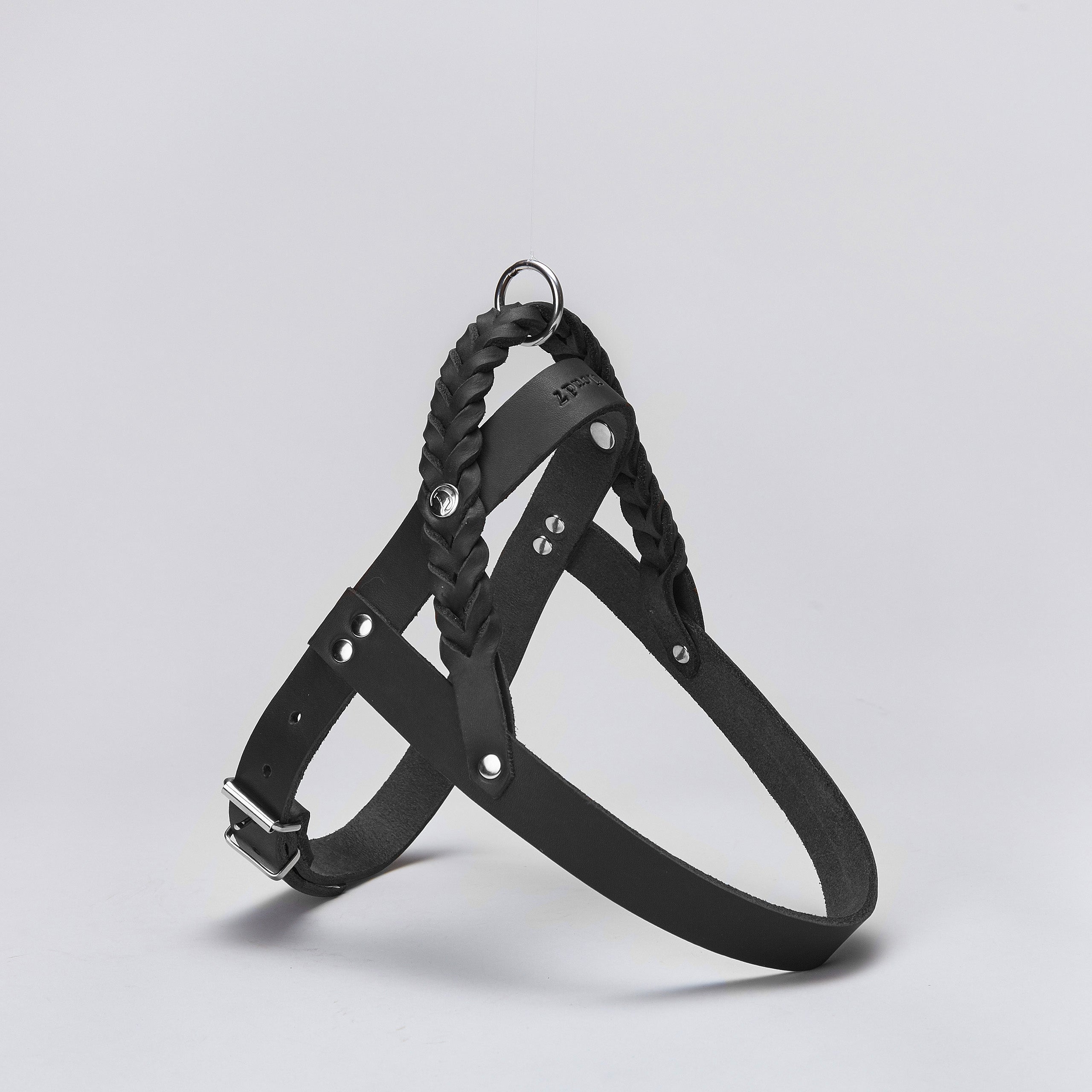 Cloud7: Central Park Leather Dog Harness, Black with Silver Hardware