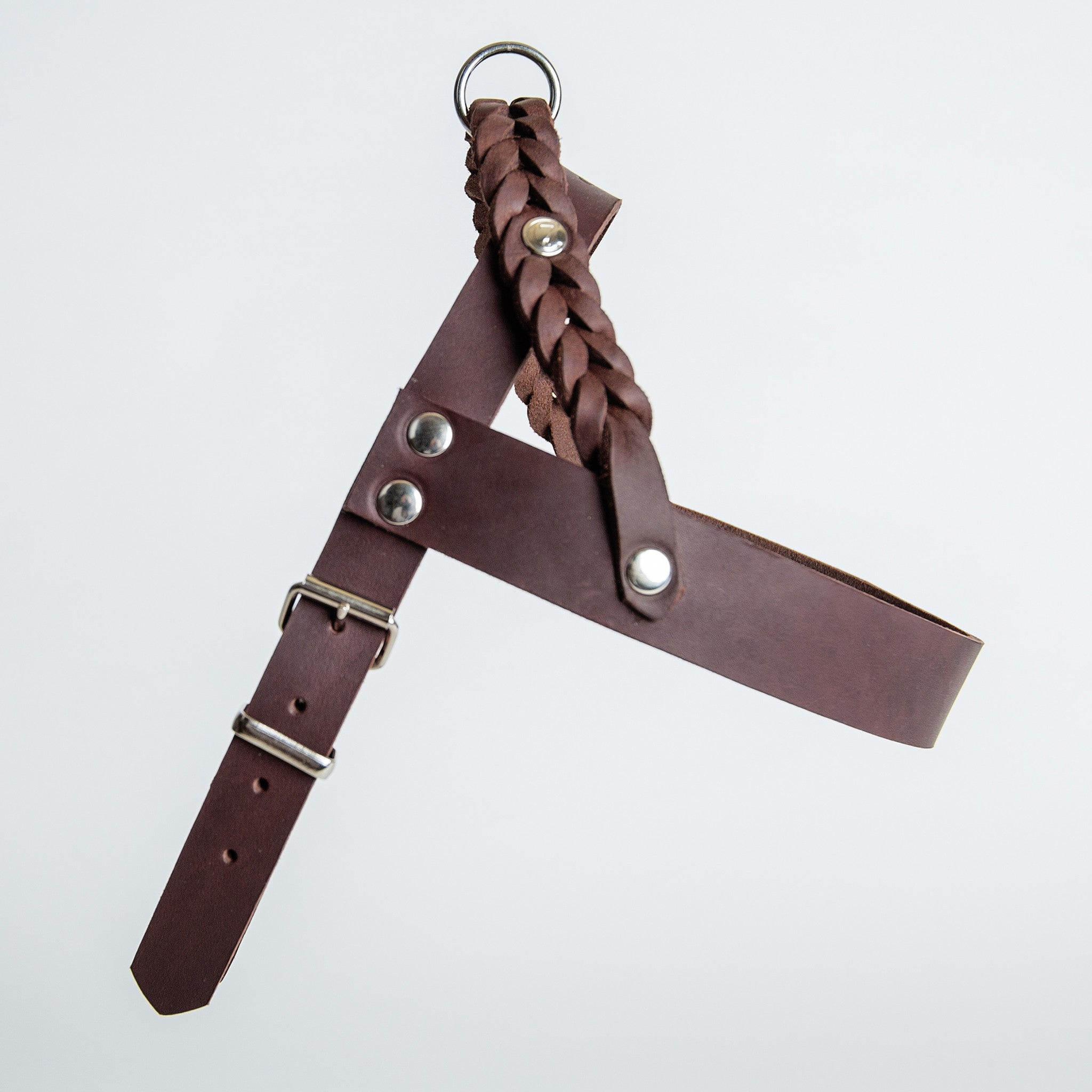 Cloud7: Central Park Leather Dog Harness, Saddle Brown with Silver Hardware