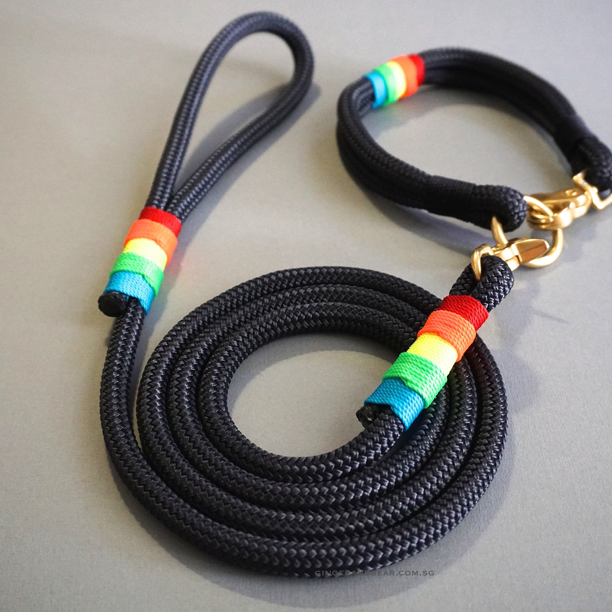 Rugged Hudson Collar: Rainbow on Navy