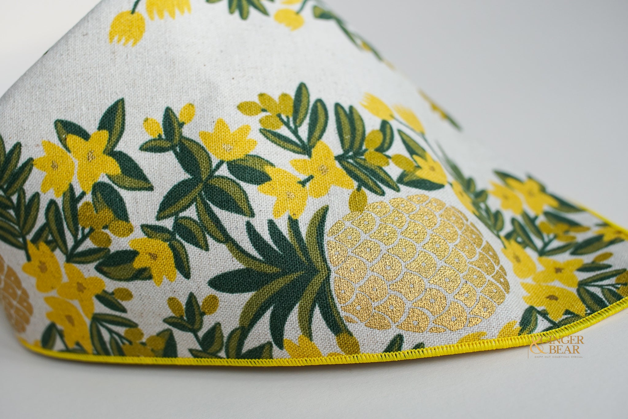 Pineapple Daffodil, Dog Bandana