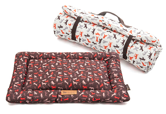 P.L.A.Y. Scout & About Outdoor Chill Pad Vanilla Mocha for Dogs 8