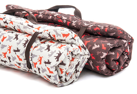 P.L.A.Y. Scout & About Outdoor Chill Pad Vanilla Mocha for Dogs 8