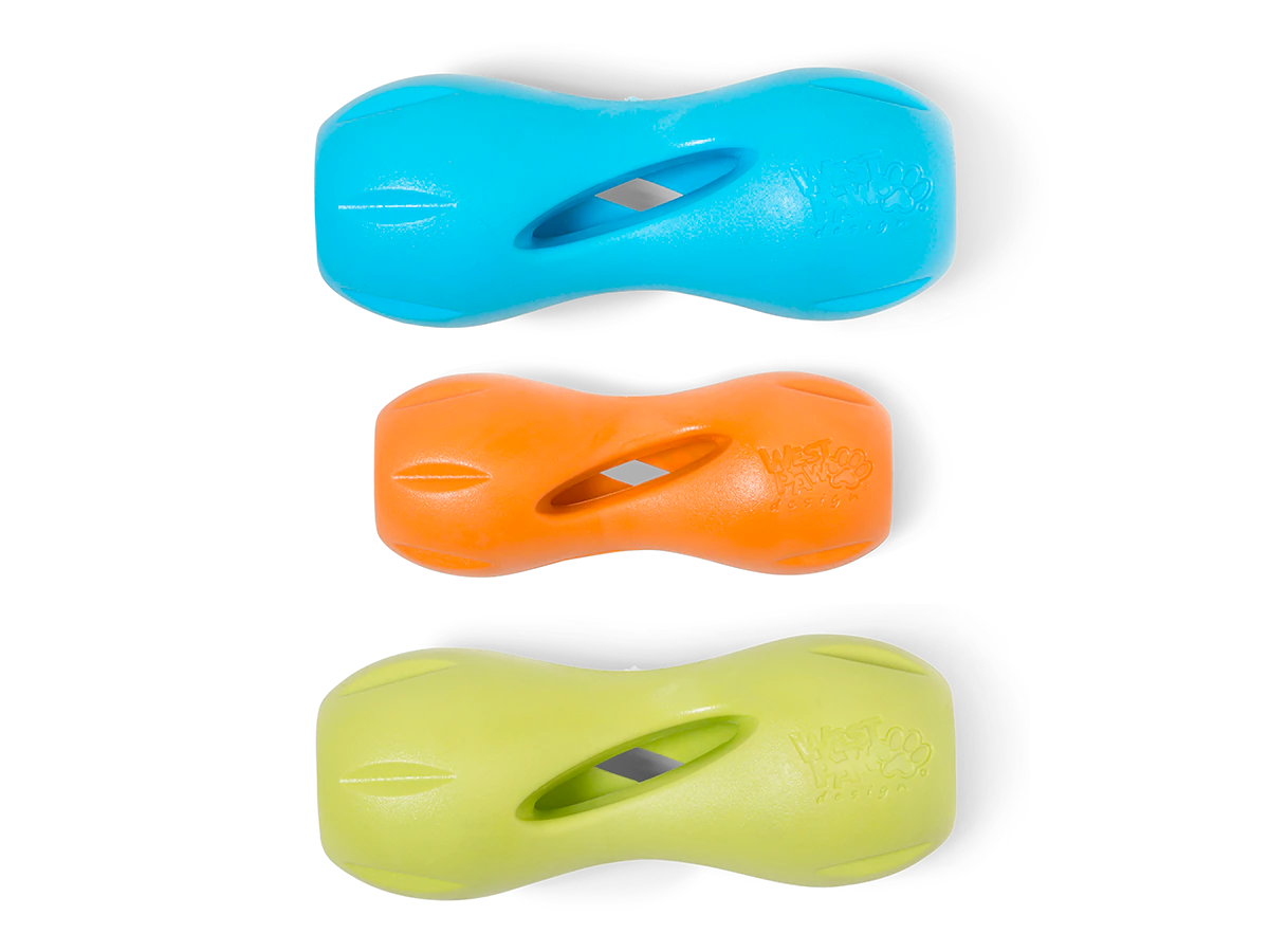 Interactive puzzle, food-dispensing dog toy, Zogoflex Qwizl