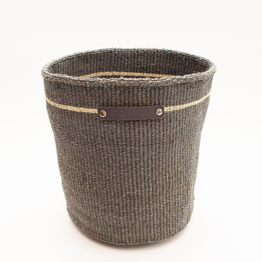 Hiro+Wolf Sisal basket: Medium Dark