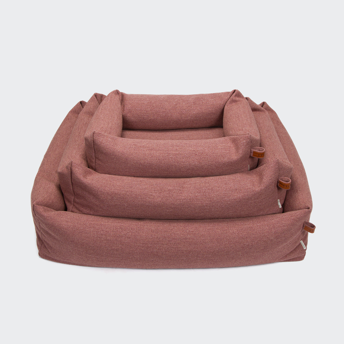 Cloud7 Sleepy luxury dog bed with an all-round bolster support cushion in a durable linen-mix fabric.