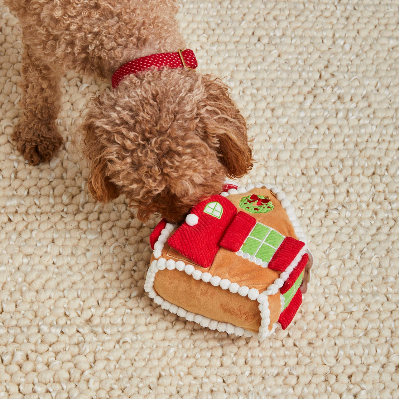 Holiday Squeaky Plush Interactive Snuffle Dog toys, Gingerbread House