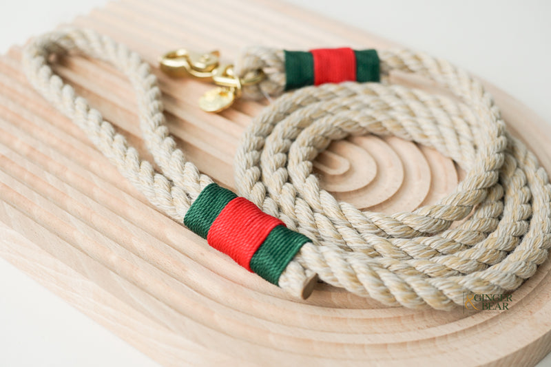 Rugged Hudson Dog Leash: Red Green on Natural rope