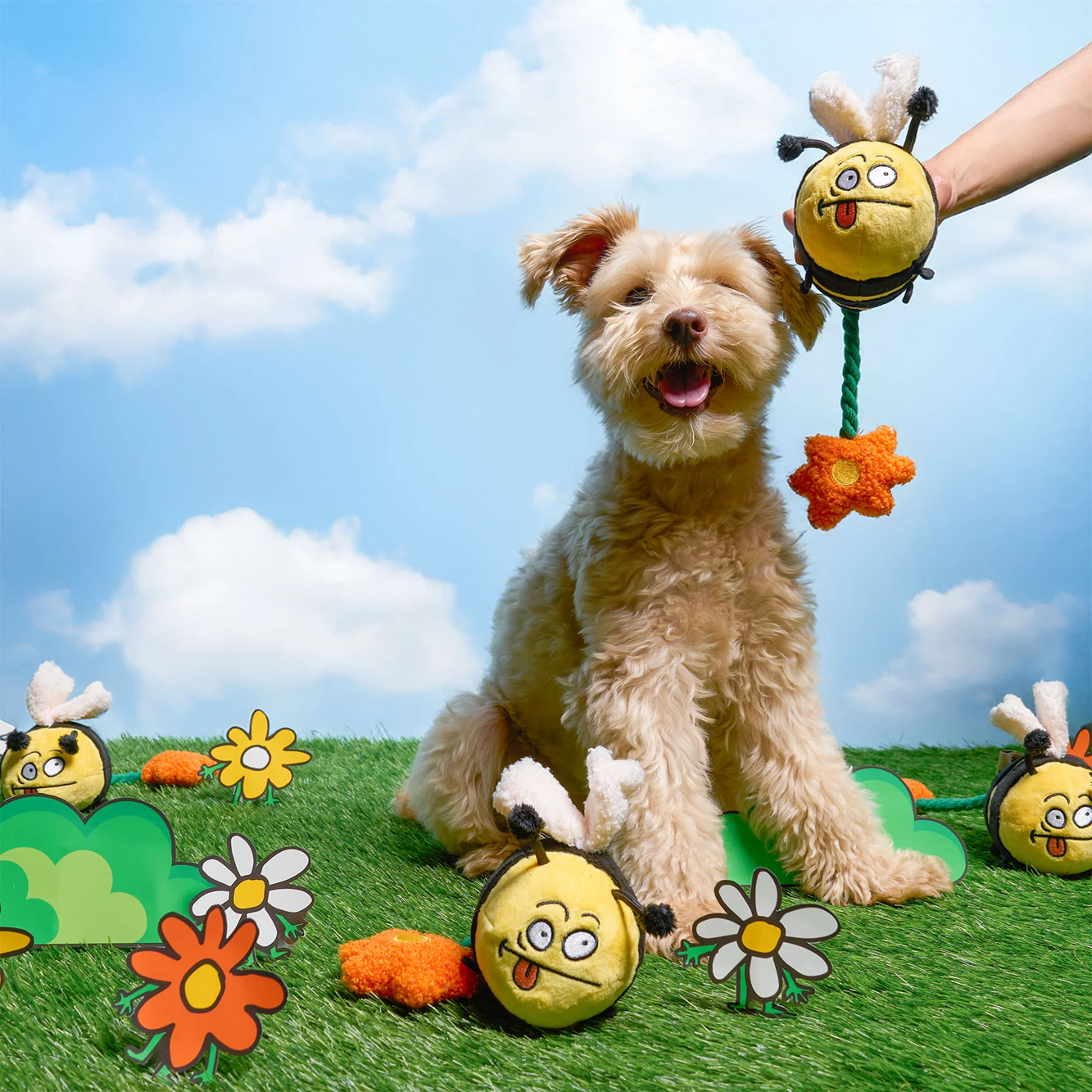 Squeaky Interactive Nosework Dog Toy, Bee Happy