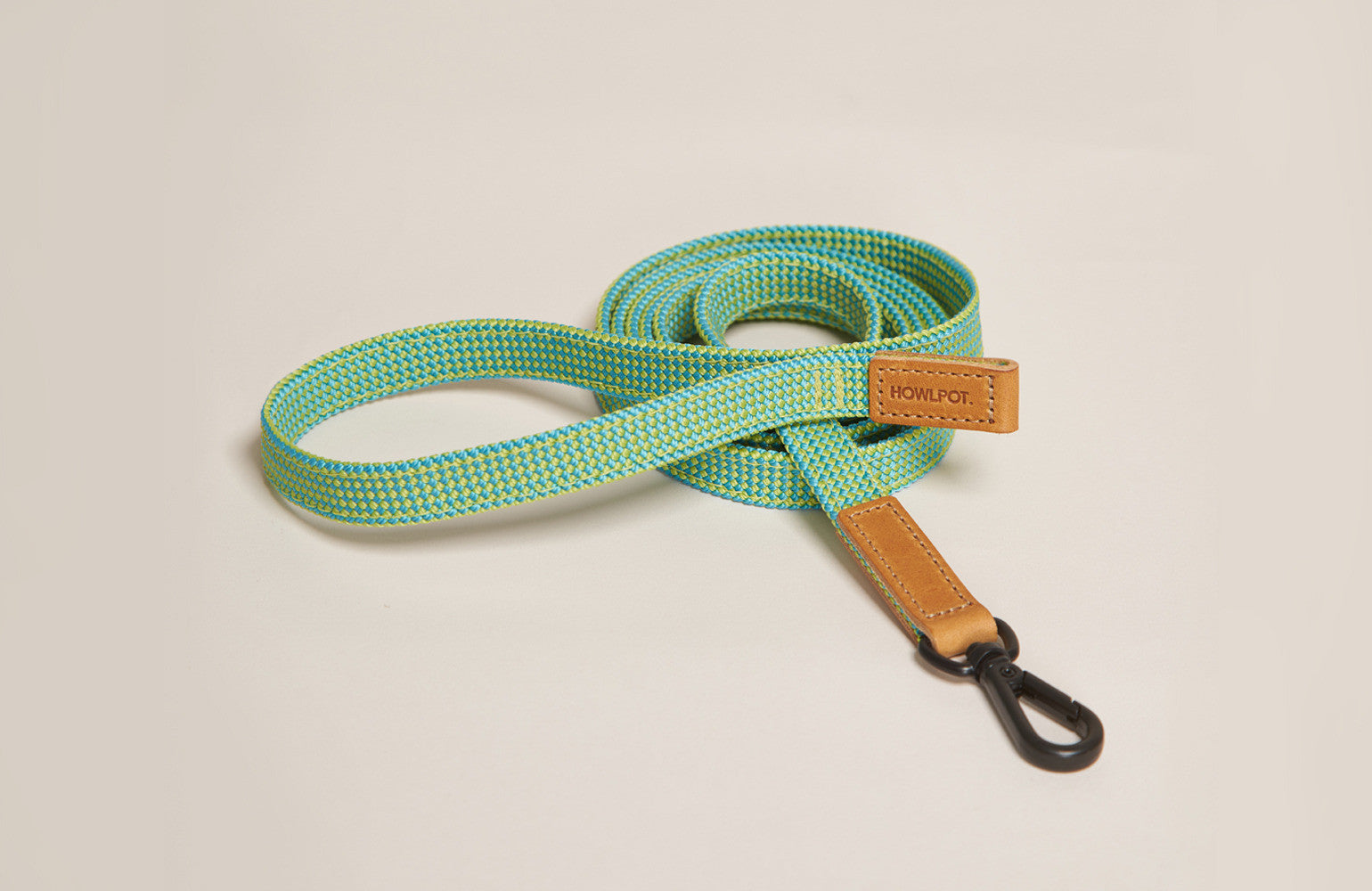 HowlPot We are Tight Ribbon Dog Leash PamTree