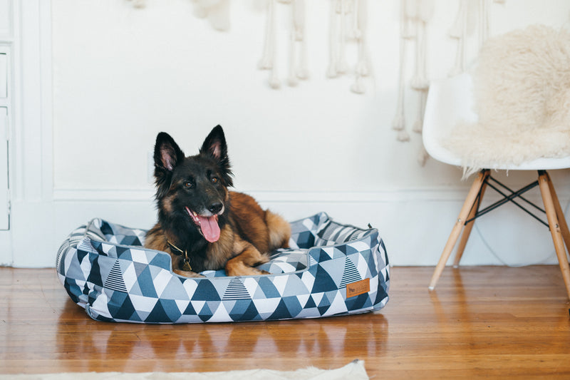 P.L.A.Y. Lounge Dog Bed Mosaic Tuxedo