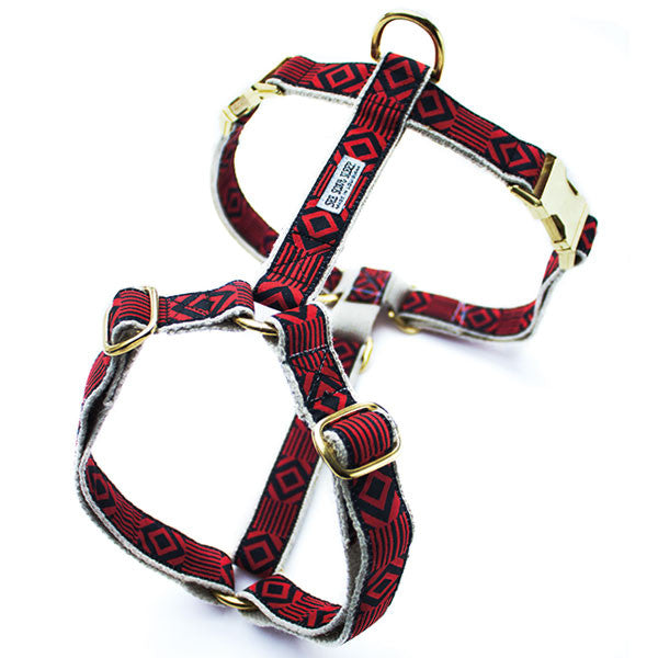 Out of My Box Harness: Vermillion and Black