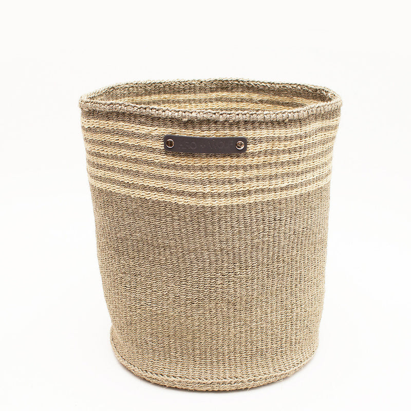 Hiro+Wolf Sisal basket: Large